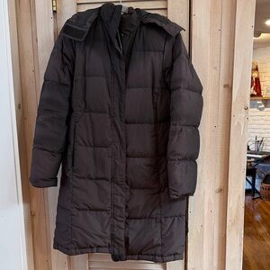L.L. Bean Women’s Black Down Puffer Coat Suze Medium